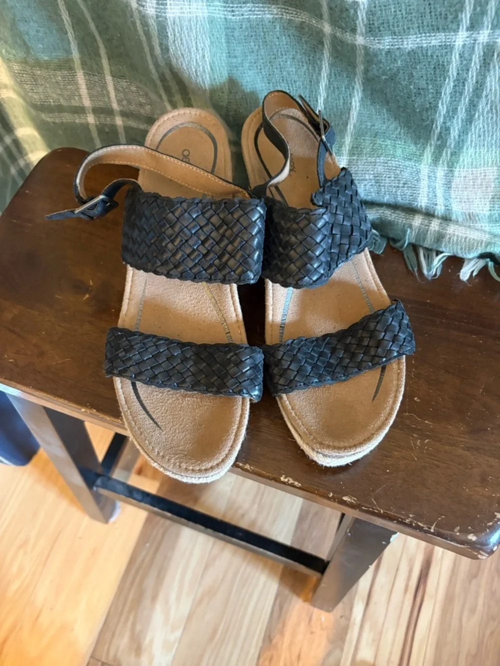 Aetrex leather straps